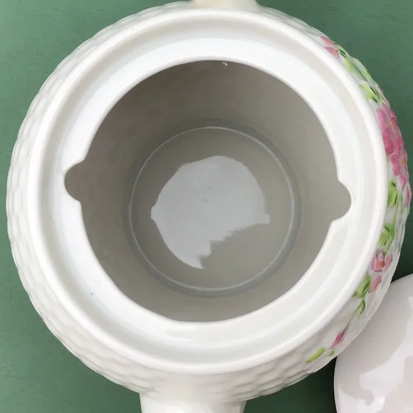 Vintage 1985 Teleflora Teapot Basketweave Floral Design EUC - Picture 6 of 13